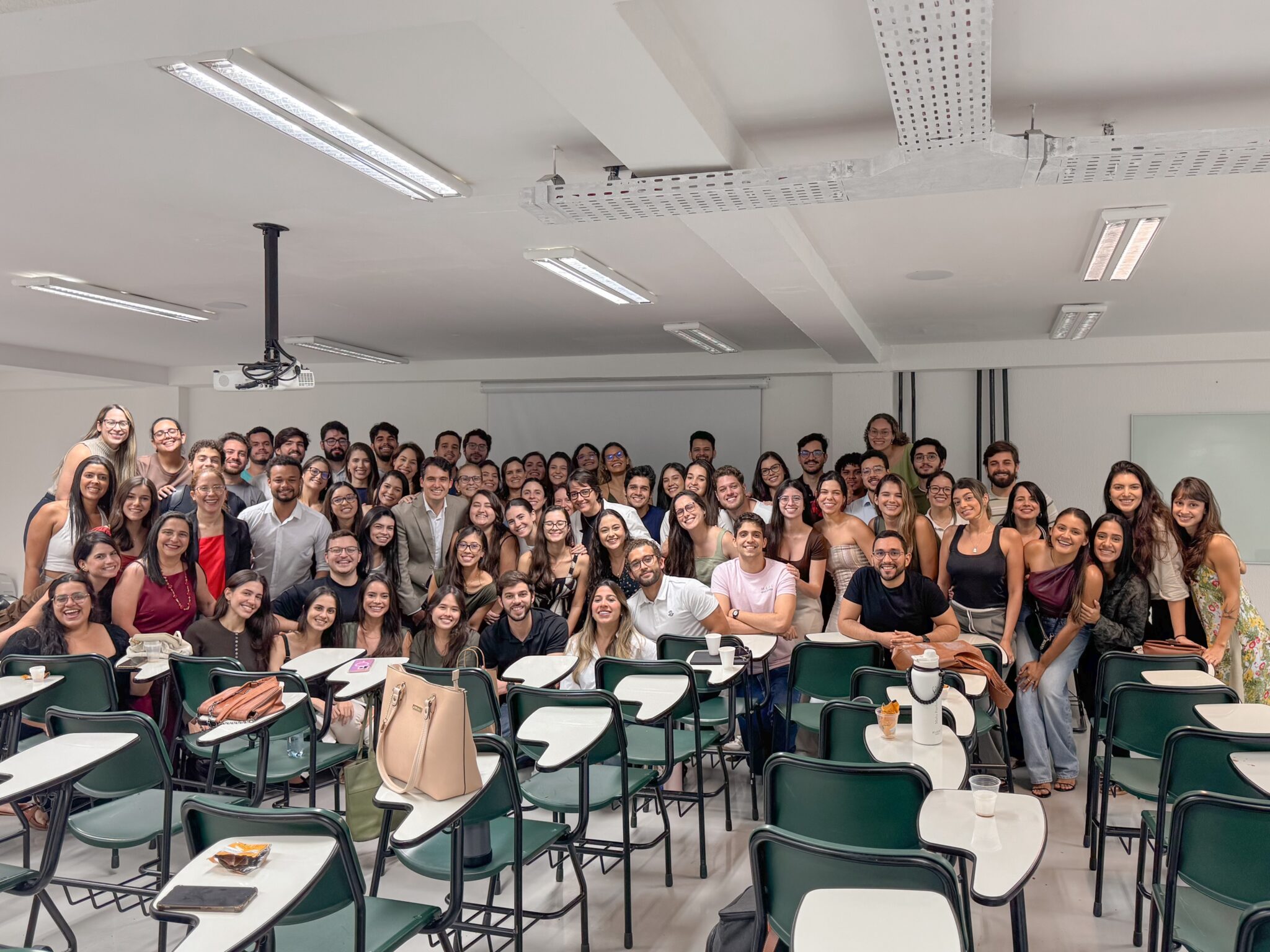 Cremepe realiza aula de ética médica para formandos da Faculdade Pernambucana de Saúde